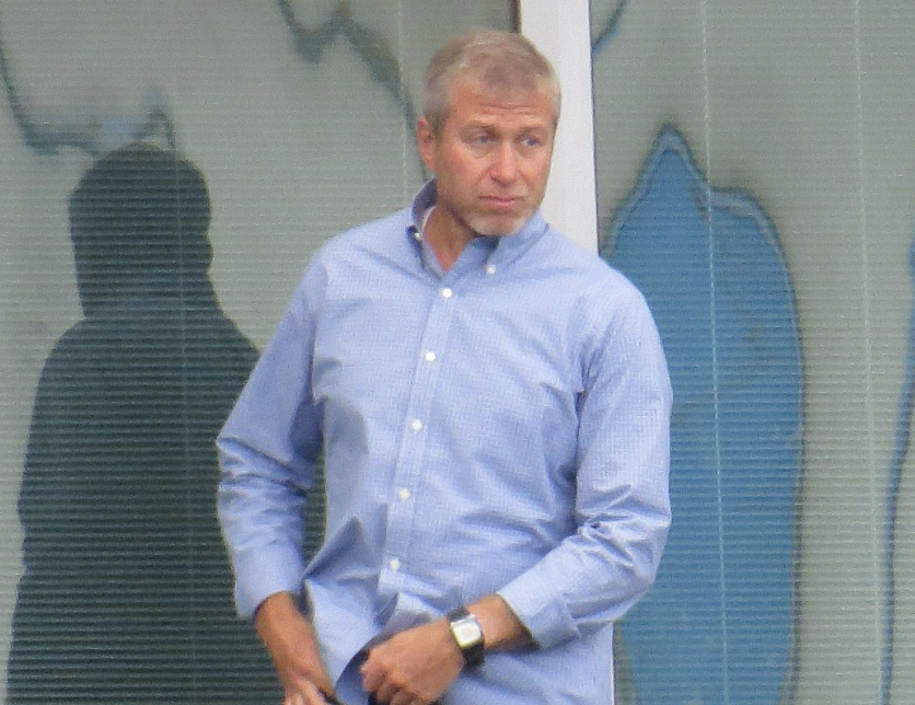 Abramovich hit by latest round of UK oligarchs sanctions
